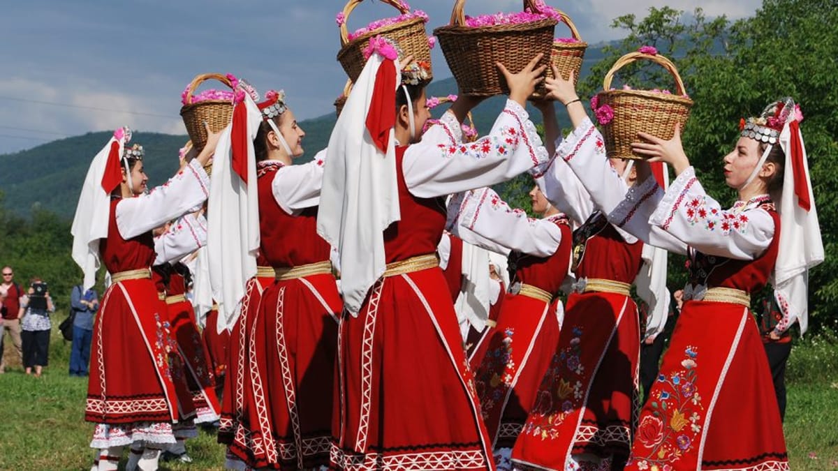 Leste Europeu: Romênia e Bulgária além do óbvio