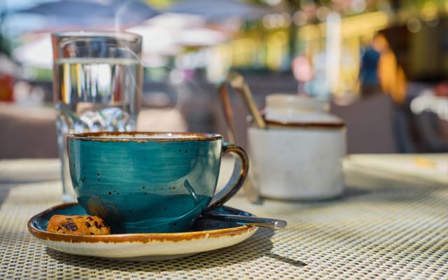 Cafés históricos revelam a vida local no Leste Europeu