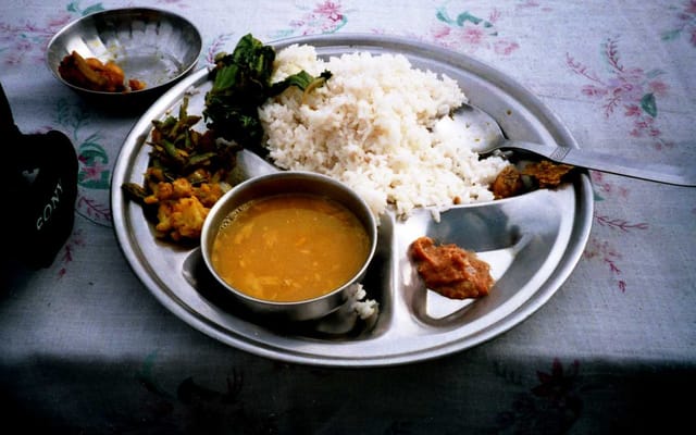 Gastronomia nepalesa e butanesa: sabores e tradições