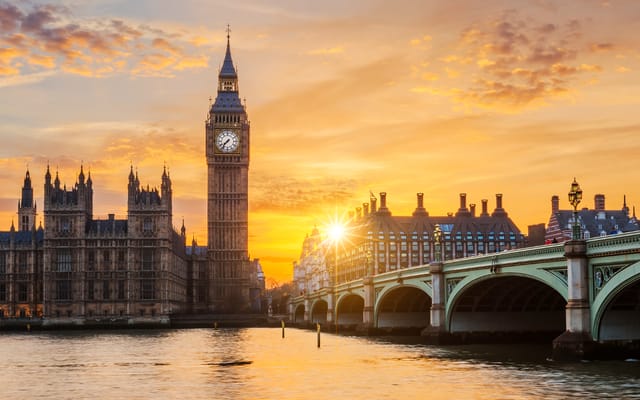 Londres no roteiro: parques, arquitetura e memória