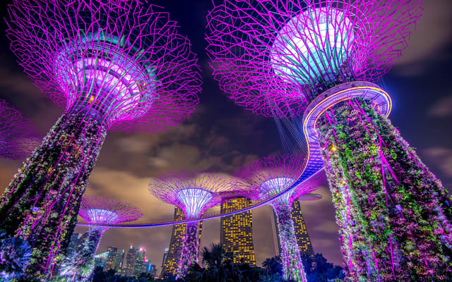 Singapura: entre o futurismo verde e a preservação cultural